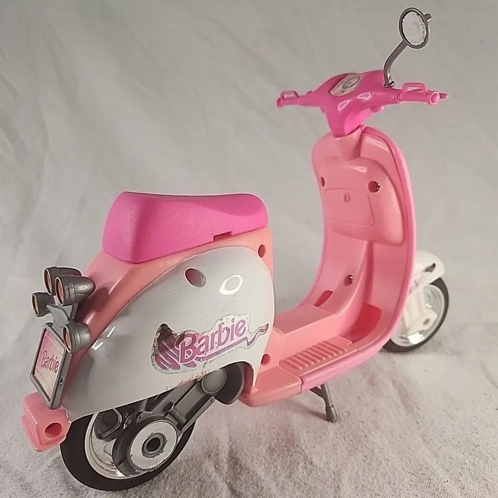 Vehicle Barbie Mattel 1997 Bright Pink Vespa Scooter & Helmet Missing Mirror Vtg